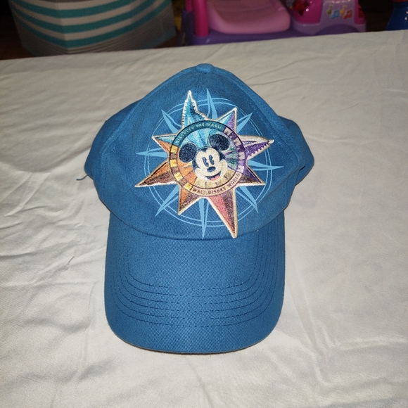 Disney Mickey Mouse Ajustable hat - Picture 1 of 3